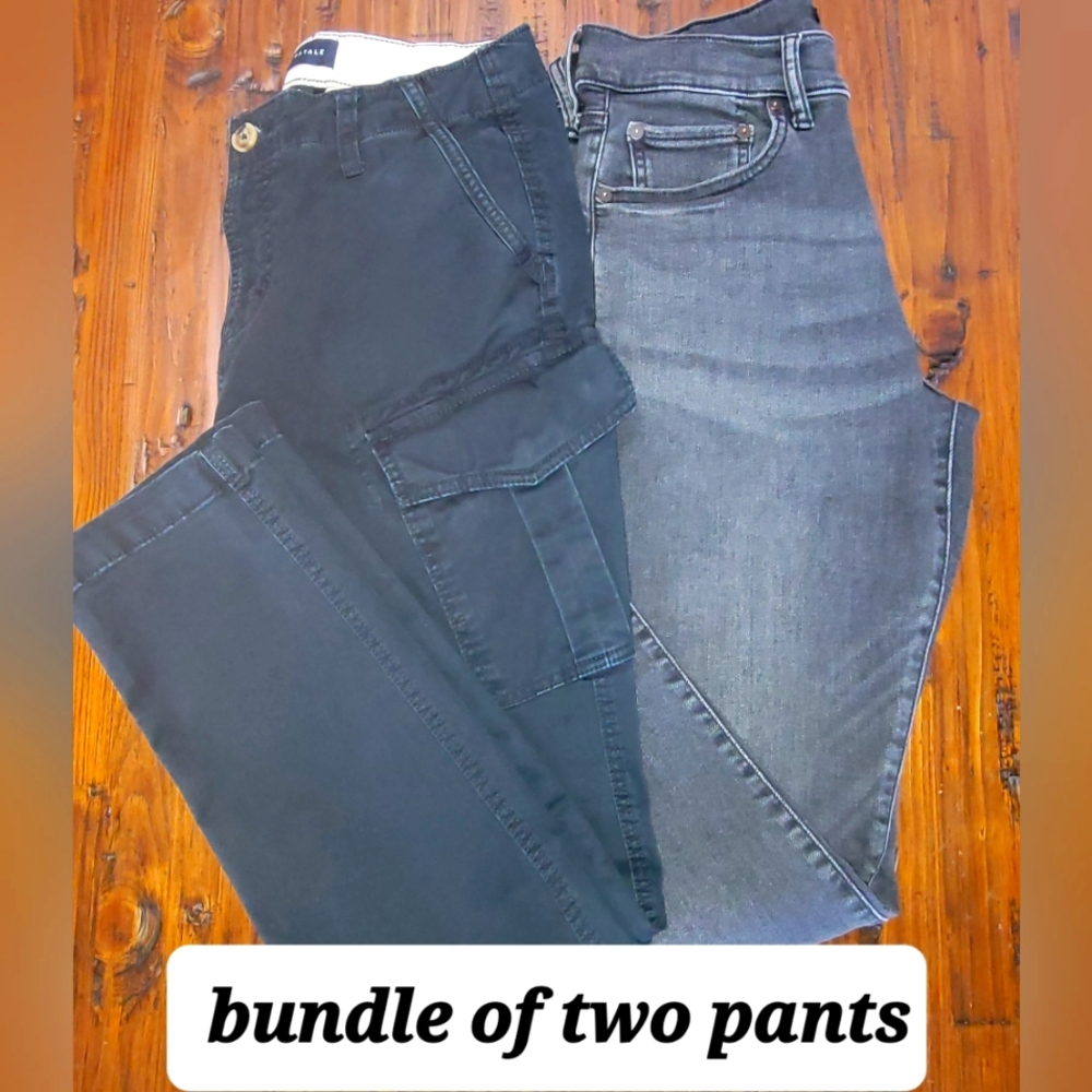 BUNDLE OF TWO PANTS. AEROPOSTALE, LUCKY  jeans BRAND.